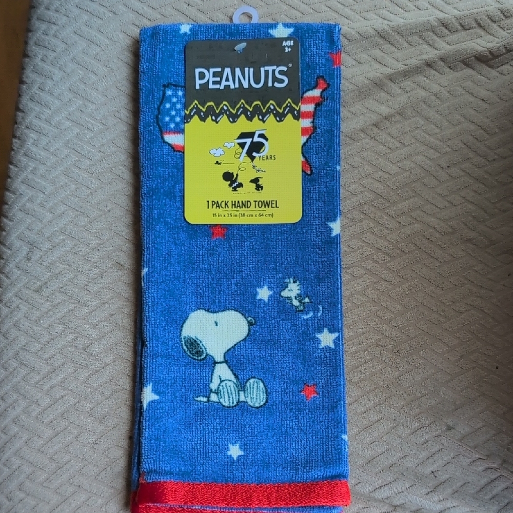 Peanuts Blue and Red Hand Towel